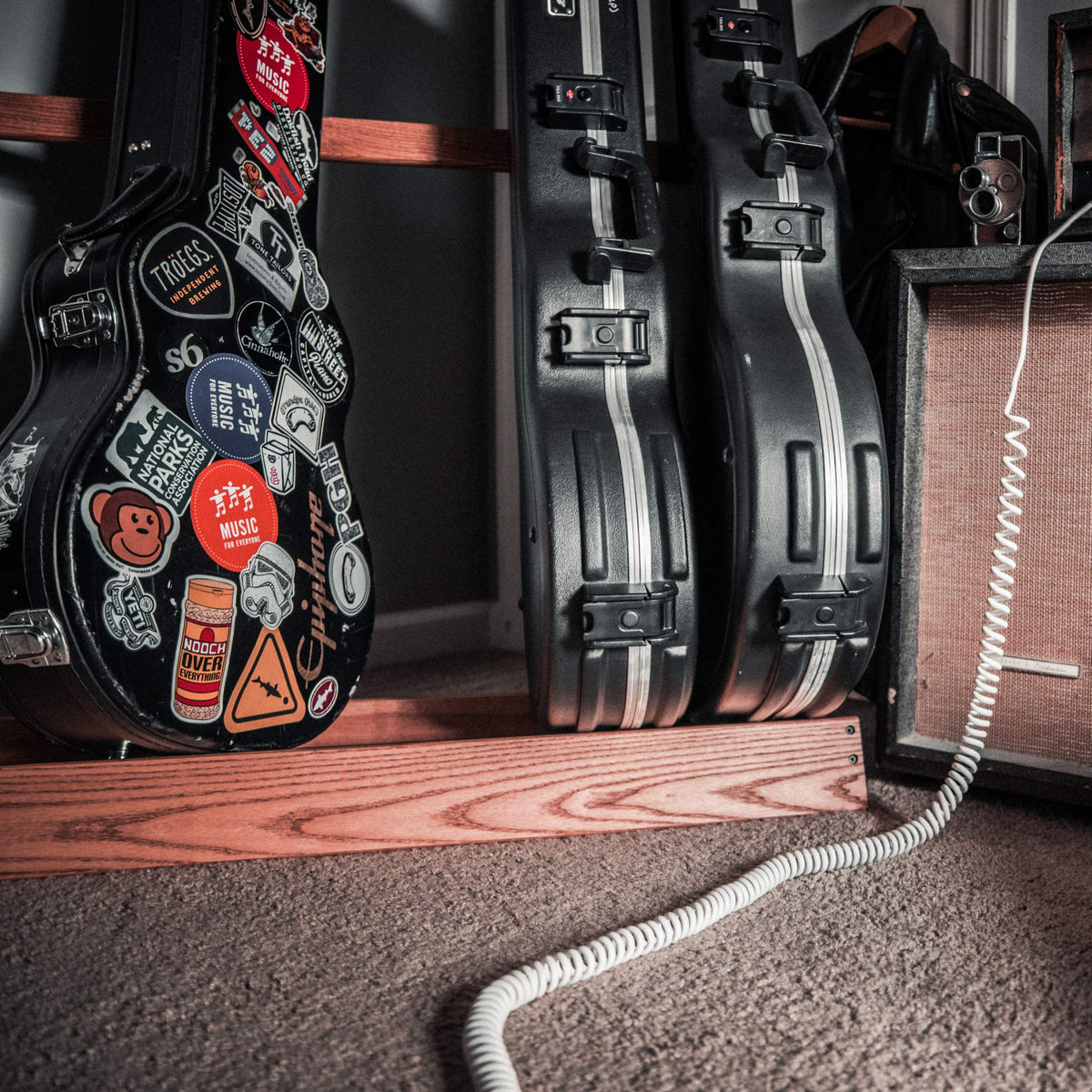 Folding Hardwood Guitar Case Rack W2076
